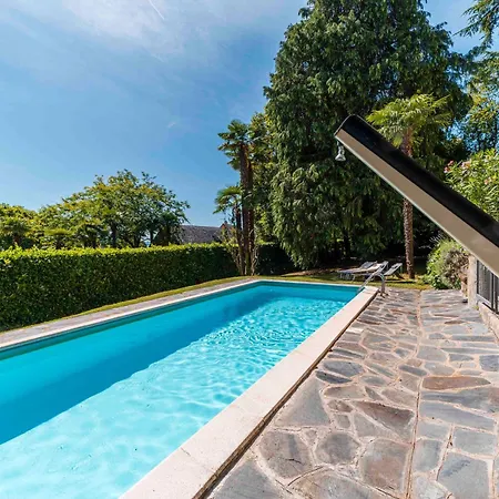 Santa Chiara - Vista Con Piscina *